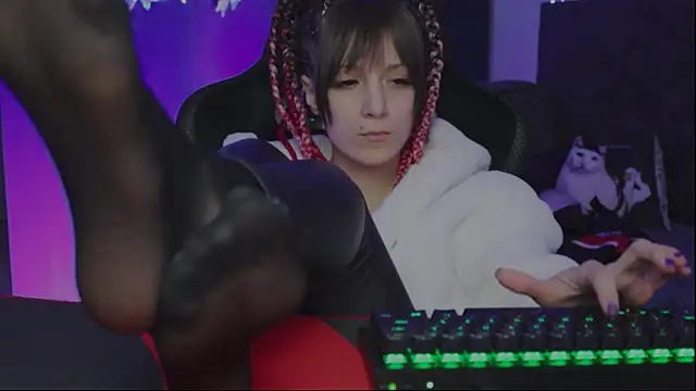 Kathleen Meow online show from January 2025 12:57:02 PM