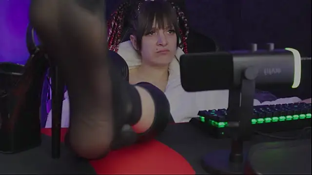 Kathleen Meow online show from January 2025 04:02:02 PM