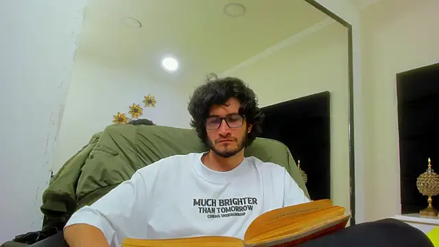 Loggan donnelly online show from January 2025 08:46:02 PM