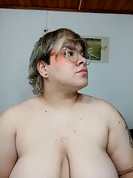 amalia love online show from February 2025 10:25:01 PM