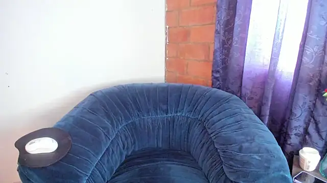 Salome  Fernandez online show from December 2024 01:16:02 PM