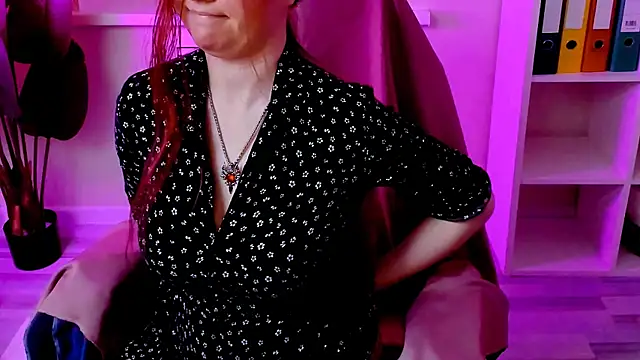 CarolGiggly online show from December 2025 11:34:01 PM