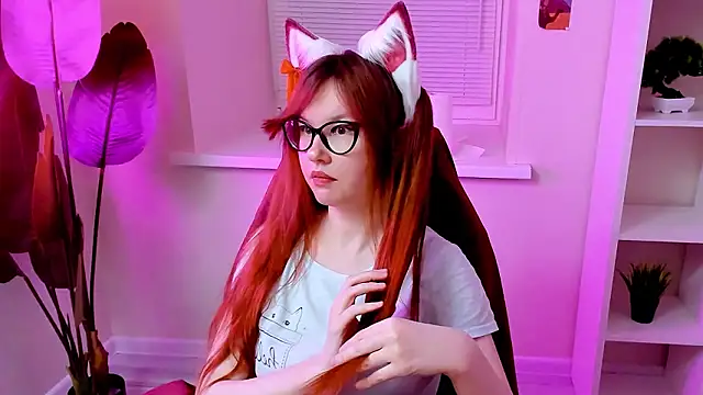 Snapshot of CarolGiggly chatting on March 2026 12:47:01 AM CarolGiggly online show from March 2026 12:47:01 AM