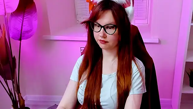 Snapshot of CarolGiggly chatting on March 2026 12:53:01 PM CarolGiggly online show from March 2026 12:53:01 PM