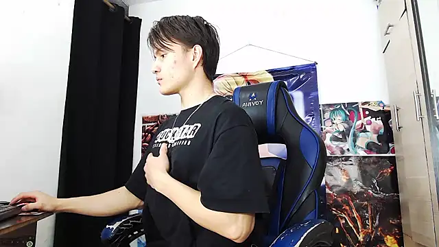 sr jaeger online show from November 2025 08:22:02 PM