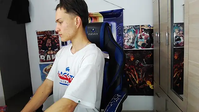 Snapshot of sr_jaeger chatting on March 2026 11:37:02 AM sr jaeger online show from March 2026 11:37:02 AM