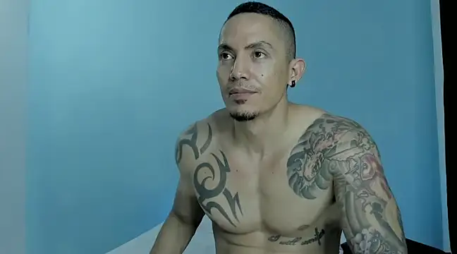 Snapshot of Alex_motta chatting on January 2025 06:35:02 AM Alex motta online show from January 2025 06:35:02 AM