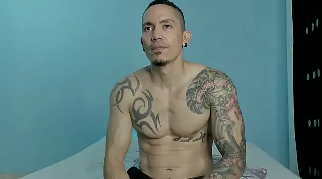 Snapshot of Alex_motta chatting on January 2025 02:36:01 AM Alex motta online show from January 2025 02:36:01 AM