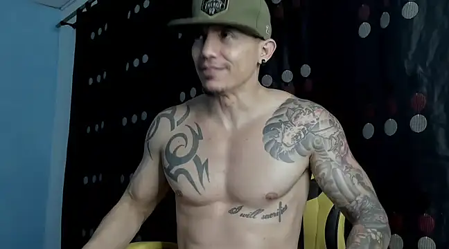 Snapshot of Alex_motta chatting on March 2025 06:54:02 AM Alex motta online show from March 2025 06:54:02 AM