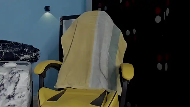 Alex motta online show from December 2025 05:14:01 AM