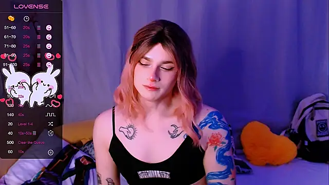 Alice Hells online show from October 2025 05:41:02 AM