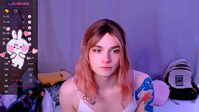 Alice Hells online show from February 2026 06:42:01 AM