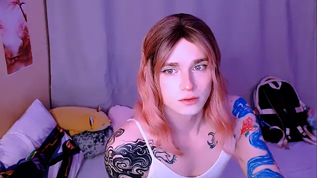 Snapshot of Alice_Hells chatting on April 2026 03:47:01 PM Alice Hells online show from April 2026 03:47:01 PM