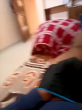 RRahullove69 online show from November 2025 04:07:02 AM