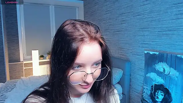 Snapshot of MerylHedley chatting on December 2024 01:16:02 PM MerylHedley online show from December 2024 01:16:02 PM