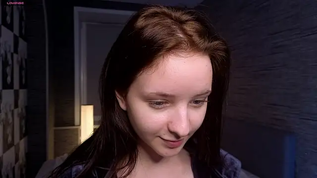 Snapshot of MerylHedley chatting on February 2025 07:11:01 AM MerylHedley online show from February 2025 07:11:01 AM