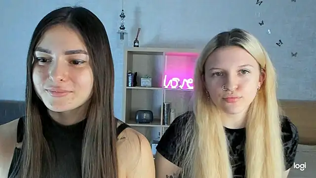 Snapshot of ShySonya chatting on December 2024 01:43:02 PM ShySonya online show from December 2024 01:43:02 PM