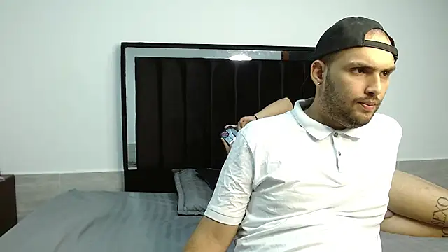 AresAndApolo online show from December 2024 02:20:01 AM