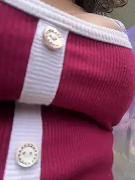 Snapshot of Kay_LustyWife chatting on April 2026 05:32:01 PM Kay LustyWife online show from April 2026 05:32:01 PM