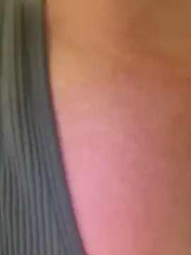 Snapshot of SweetSolez chatting on April 2026 08:58:02 PM SweetSolez online show from April 2026 08:58:02 PM