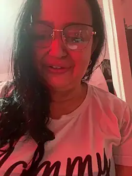 Snapshot of GiaNahomi chatting on March 2025 01:49:01 PM GiaNahomi online show from March 2025 01:49:01 PM