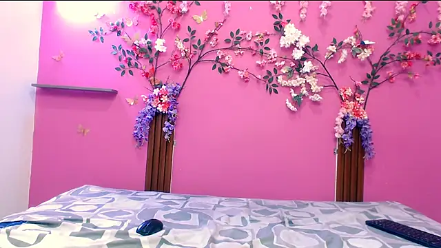 analdeepalejandra18 online show from November 2025 07:18:01 PM