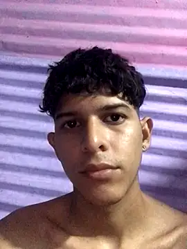 Snapshot of LiamGadiell chatting on October 2025 12:49:02 AM LiamGadiell online show from October 2025 12:49:02 AM