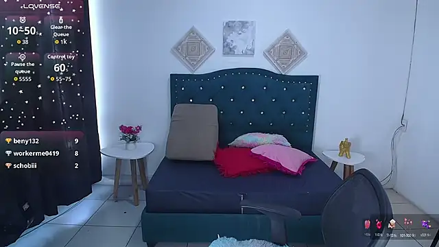 Emily F W online show from September 2025 08:30:01 PM