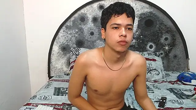 Snapshot of Gary-and-kathy chatting on March 2025 12:09:02 PM Gary-and-kathy online show from March 2025 12:09:02 PM