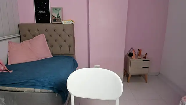 lauren rios7 online show from October 2025 08:29:02 PM