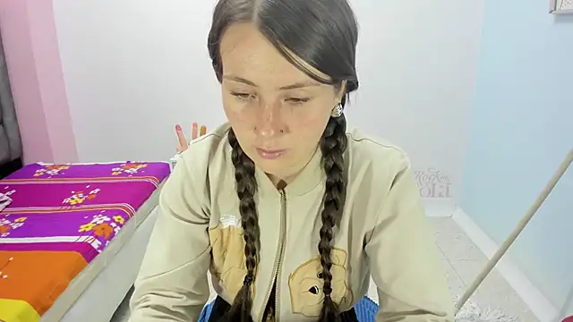 lauren rios7 online show from October 2025 02:40:02 PM