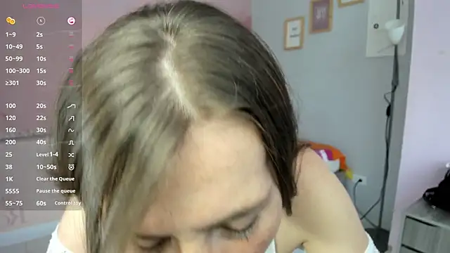 lauren rios7 online show from October 2025 02:02:02 PM