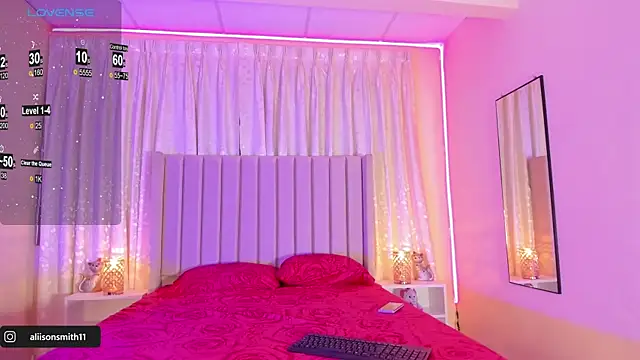 Snapshot of Aliison_Smith chatting on January 2025 12:05:02 AM Aliison Smith online show from January 2025 12:05:02 AM