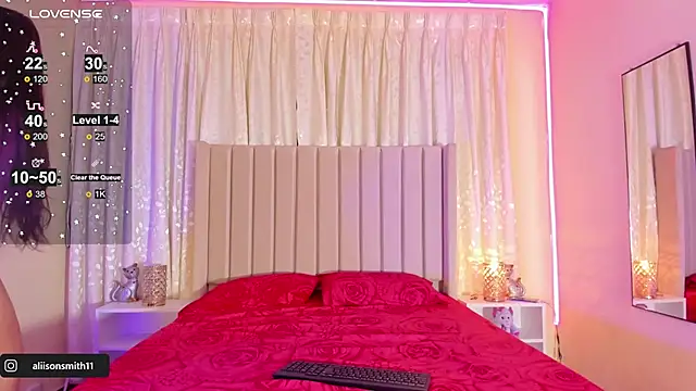 Snapshot of Aliison_Smith chatting on February 2025 03:53:02 AM Aliison Smith online show from February 2025 03:53:02 AM