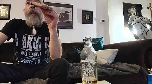 Kingsscepter online show from February 2025 07:40:02 PM