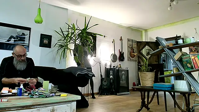 Kingsscepter online show from October 2025 07:17:01 AM