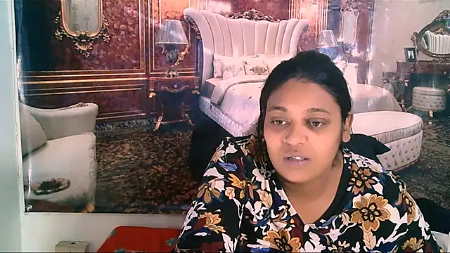 Snapshot of IndianYummy chatting on October 2025 04:35:02 AM IndianYummy online show from October 2025 04:35:02 AM
