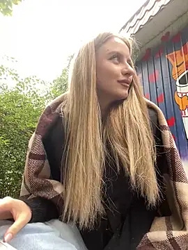 alexa glory online show from September 2025 12:08:02 PM