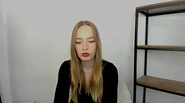 LilaGold online show from December 2024 06:44:01 PM