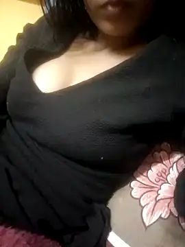 Snapshot of Sanjana-Mehar chatting on December 2024 08:48:01 PM Sanjana-Mehar online show from December 2024 08:48:01 PM