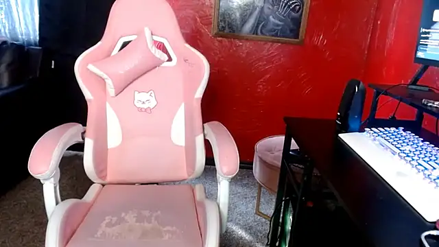 Snapshot of daddy_girl88 chatting on April 2026 05:54:01 PM daddy girl88 online show from April 2026 05:54:01 PM