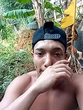 tayson  online show from March 2025 09:04:02 PM