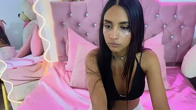 Jazmin tay online show from January 2025 07:20:02 PM