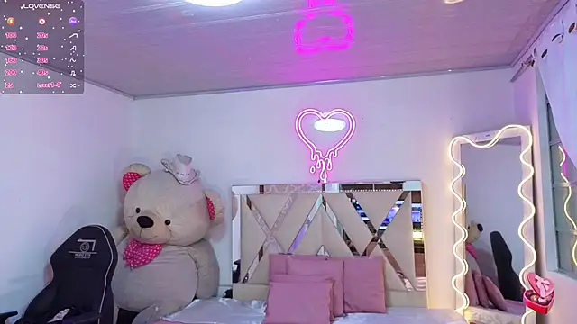 Snapshot of Jazmin_tay chatting on November 2025 11:51:02 AM Jazmin tay online show from November 2025 11:51:02 AM