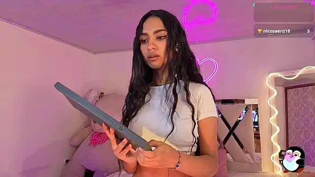 Snapshot of Jazmin_tay chatting on November 2025 11:53:01 AM Jazmin tay online show from November 2025 11:53:01 AM