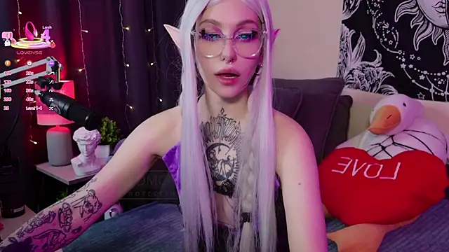 Snapshot of Succvbu7 chatting on March 2025 05:11:01 AM Succvbu7 online show from March 2025 05:11:01 AM