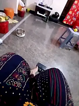 Yours Radika online show from November 2025 01:54:02 PM