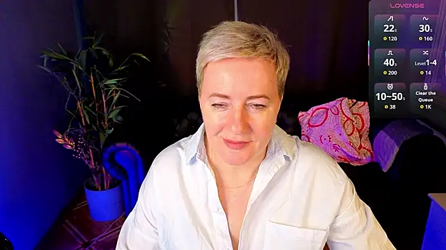 Snapshot of Nika_Smit chatting on March 2026 05:35:01 AM Nika Smit online show from March 2026 05:35:01 AM