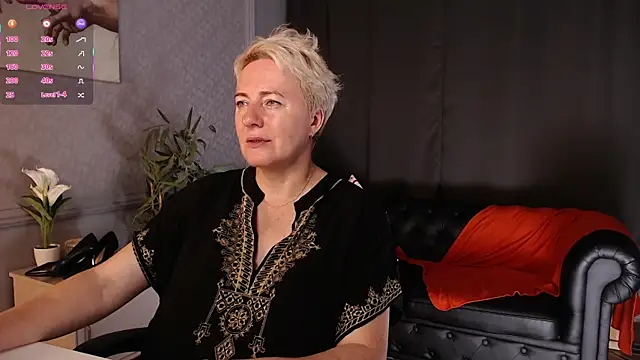 Nika Smit online show from August 2026 05:06:02 AM