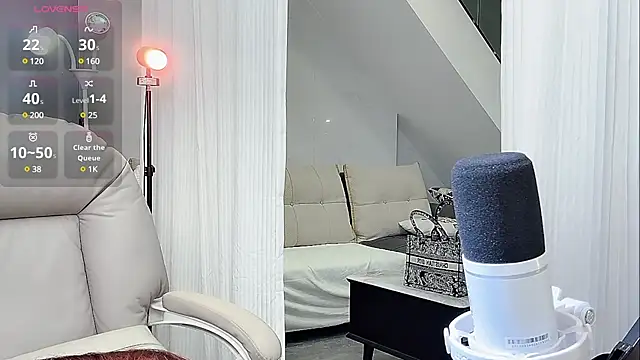 yoyo520- online show from February 2025 10:20:02 PM